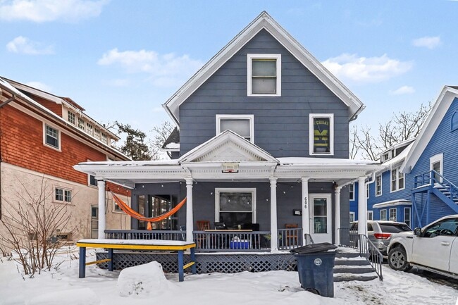 property at 606 Catherine St