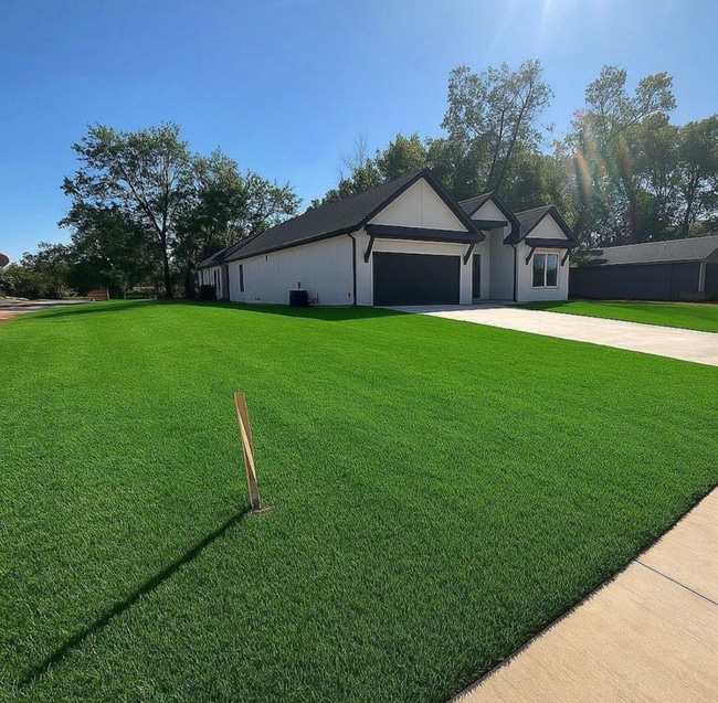 201 S Boyd St in Sapulpa, OK - Building Photo - Building Photo