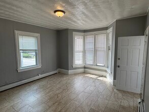 19 Covell St, Unit 1 in Providence, RI - Building Photo - Building Photo