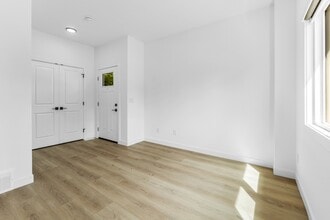 11630-122 122 St NW in Edmonton, AB - Building Photo - Building Photo