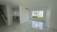 3523 Forest View Cir in Fort Lauderdale, FL - Building Photo - Building Photo