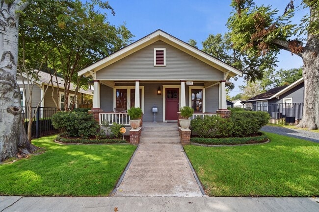 property at 1020 Algregg St