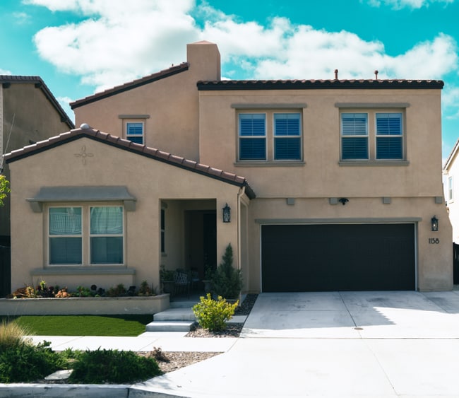 property at 1158 Calle Deceo