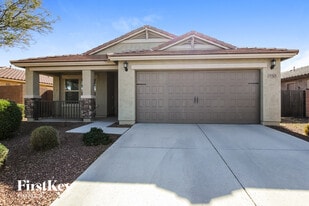 18501 W Southgate Ave in Goodyear, AZ - Building Photo