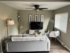 17 North Dr in Fenton, MO - Building Photo - Building Photo