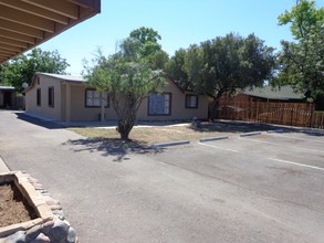 2115 W Morten Ave in Phoenix, AZ - Building Photo - Building Photo