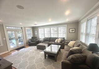 164 Florence Rd in Waltham, MA - Building Photo - Building Photo