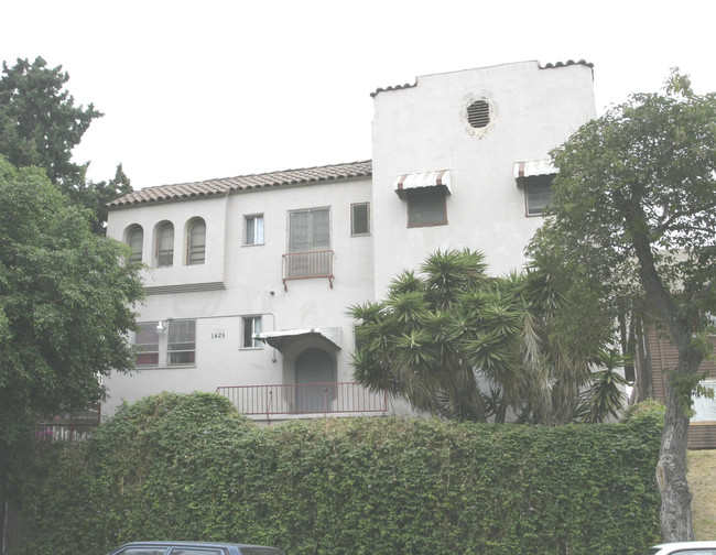 1425 Alvarado Ter in Los Angeles, CA - Foto de edificio - Building Photo