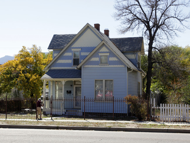 911 W Colorado Ave in Colorado Springs, CO - Building Photo - Building Photo