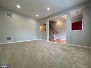 4929 Chaste Tree Pl in Woodbridge, VA - Building Photo - Building Photo