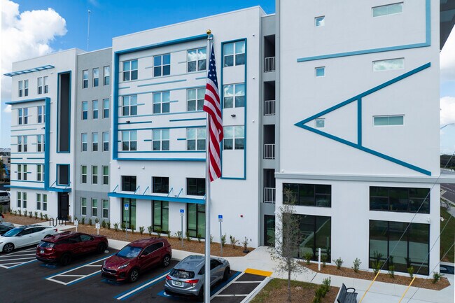 Andrew Landing in Riverview, FL - Building Photo - Building Photo
