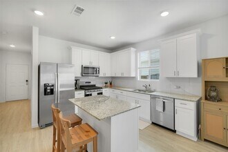 16910 Elm Grove Road in Conroe, TX - Building Photo - Building Photo
