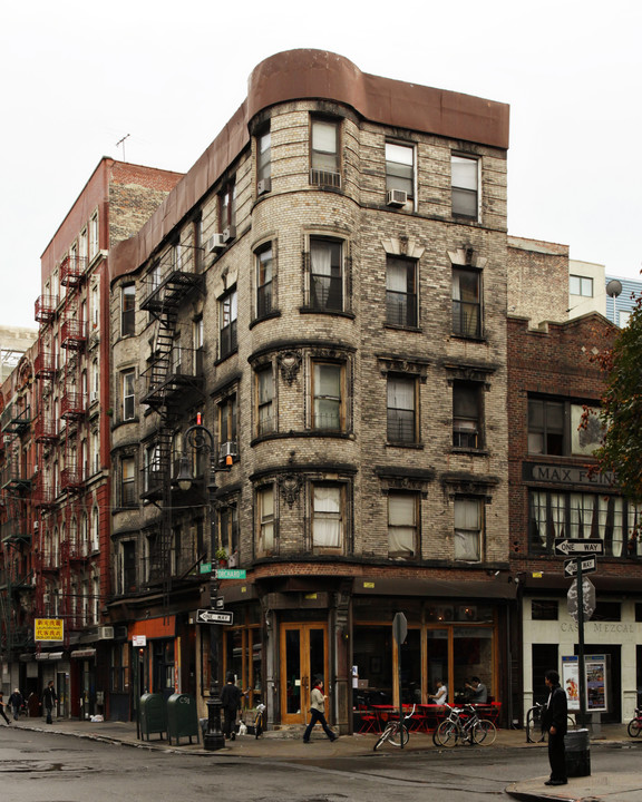 88 Orchard St in New York, NY - Building Photo