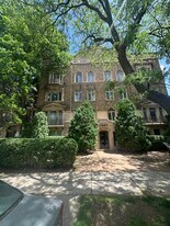 2550 Lake in Milwaukee, WI - Building Photo