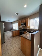 1961 Brookberry Ln in Simi Valley, CA - Building Photo - Building Photo