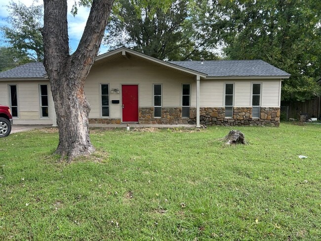 property at 7902 Mustang Dr