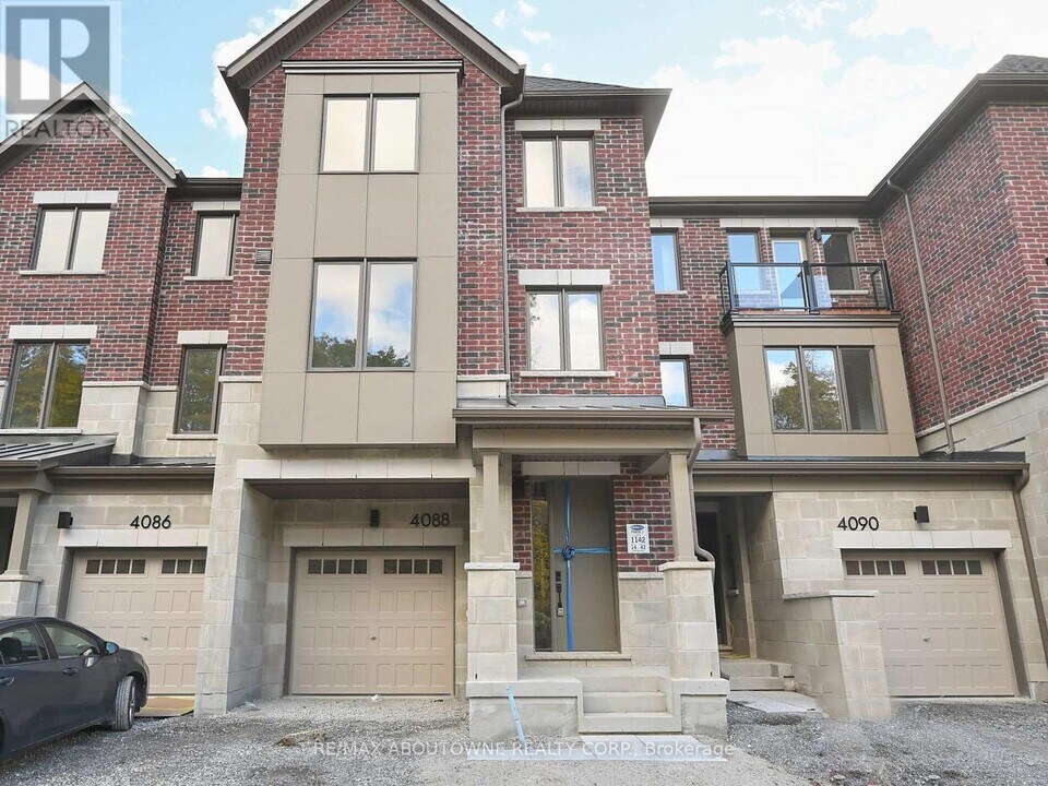 4088 Kadic Ter in Mississauga, ON - Building Photo