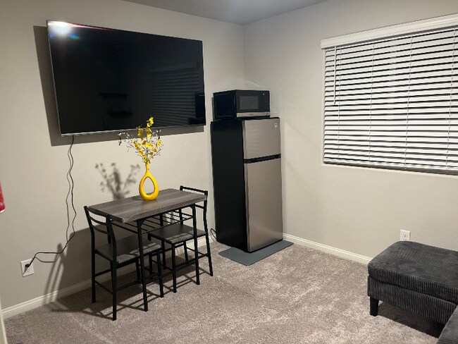 7377 Dragonfruit Ave in Las Vegas, NV - Building Photo - Building Photo