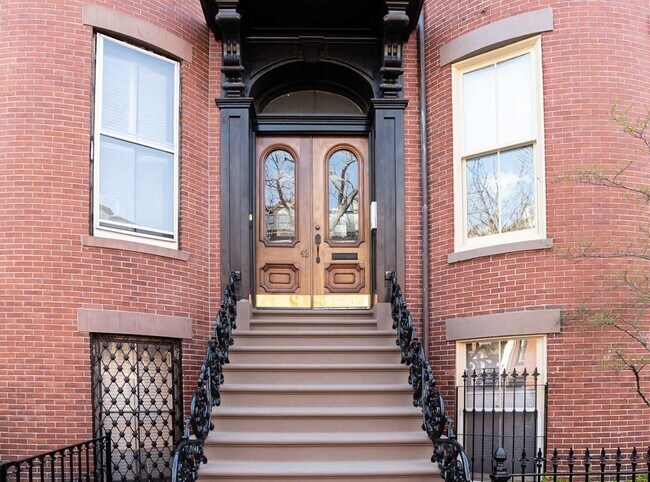 property at 42 Rutland Square