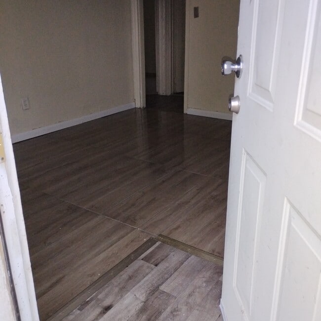 415 Smith St in Dayton, OH - Foto de edificio - Building Photo