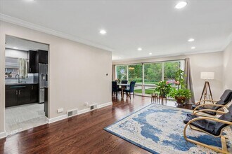 9107 Meade Ave in Morton Grove, IL - Building Photo - Building Photo