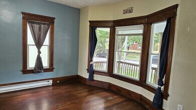 406 Sherman Pl in Mansfield, OH - Building Photo - Building Photo