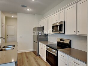 1084 Grafton Ridge Dr in Eustis, FL - Building Photo - Building Photo