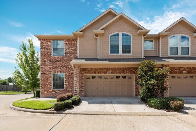 property at 11003 Paterno Dr