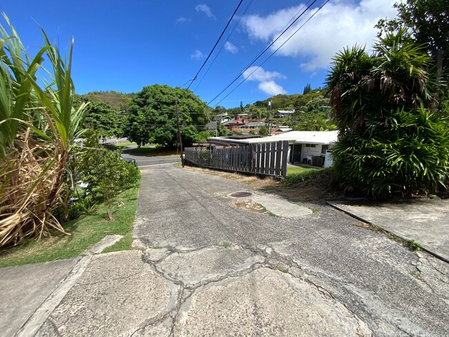 44-107-107 Nanamoana St in Kaneohe, HI - Building Photo - Building Photo