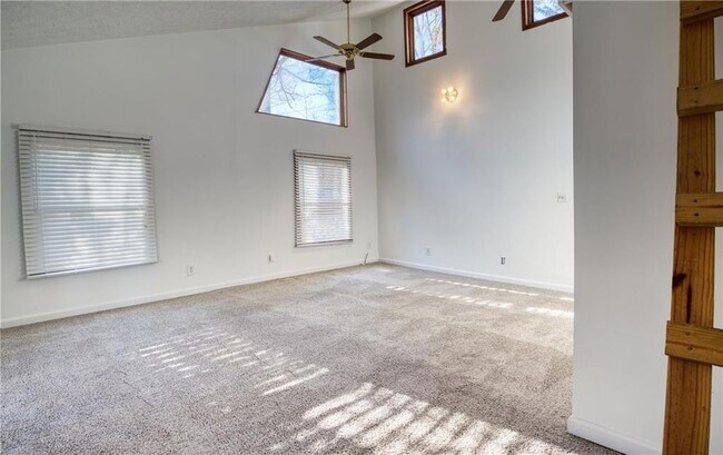 664 W Fleming Dr in Nineveh, IN - Building Photo - Building Photo