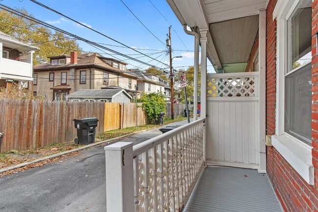 916 May St in Harrisburg, PA - Building Photo - Building Photo