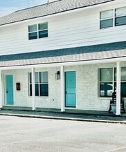 The Folly Townhomes in Charleston, SC - Building Photo - Building Photo