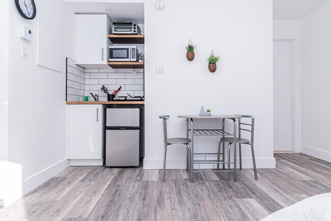 1424 Rue Saint-Timothée
