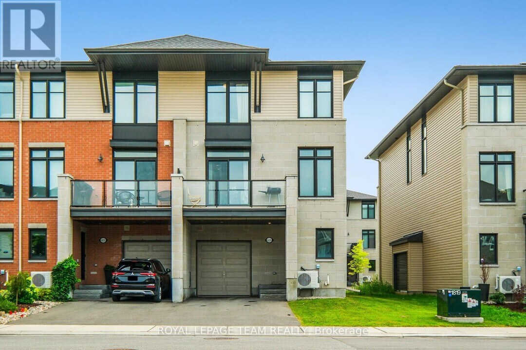615 Cartographe St in Ottawa, ON - Building Photo