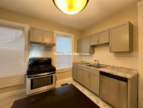 10 Bucknam St, Unit 1 in Boston, MA - Building Photo - Building Photo