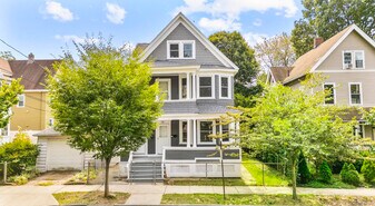 74 4th St in New Haven, CT - Building Photo