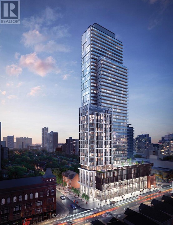 3-3113 Gloucester St in Toronto, ON - Building Photo