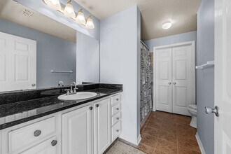 501 Knights Run Ave in Tampa, FL - Building Photo - Building Photo
