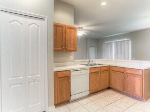 22330 Yachtclub Terrace in Land O Lakes, FL - Building Photo - Building Photo