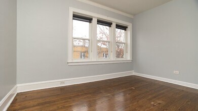 3318 N Leclaire Ave in Chicago, IL - Building Photo - Building Photo