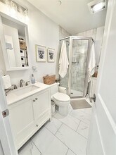 6 Beech St, Unit 2 in Cambridge, MA - Foto de edificio - Building Photo