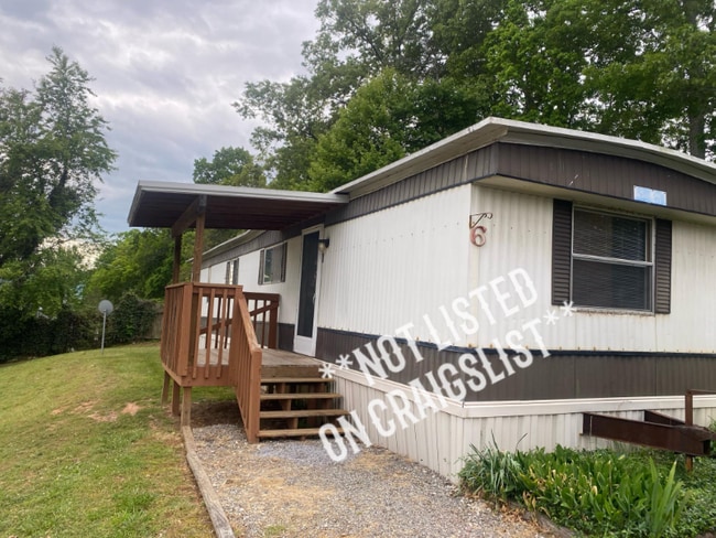 property at 6 Alissas Little Way