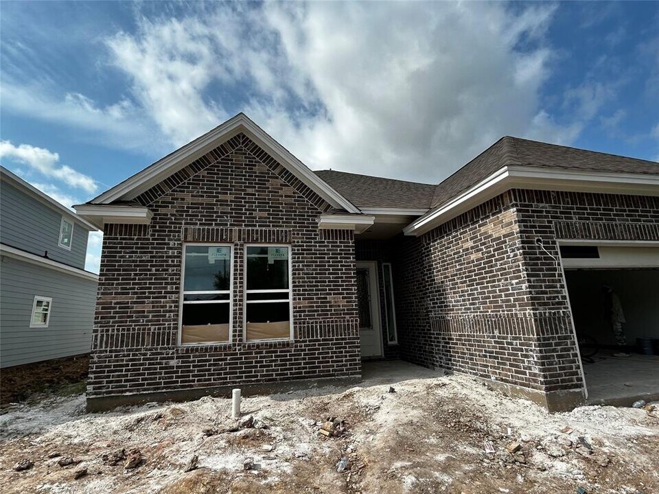 3810 St Simon Manor Dr in Houston, TX - Building Photo