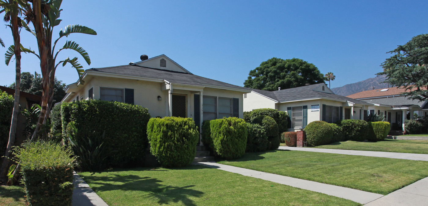 1151-1153 Western Ave in Glendale, CA - Building Photo