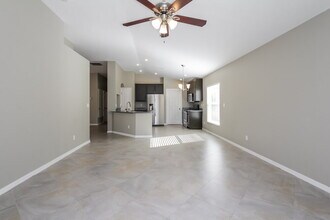 11210 Summer Star Dr in Riverview, FL - Building Photo - Building Photo