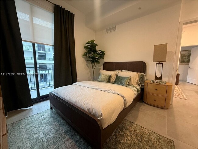 property at 2001 Van Buren St