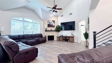 2708 Sunnycreek Ln in Pearland, TX - Building Photo - Building Photo