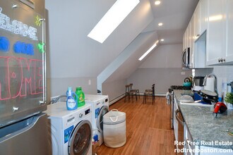 6-8 South St. Unit 3, Unit 3 in Boston, MA - Building Photo - Building Photo