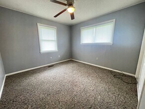 5408 S Hutchinson Ct in Battlefield, MO - Foto de edificio - Building Photo