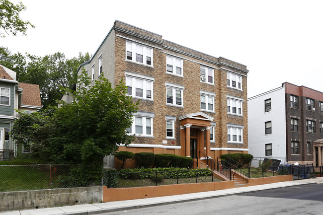 Crawford House in Dorchester, MA - Building Photo - Building Photo